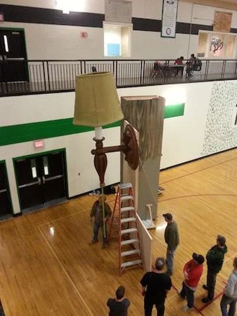 Giant Props for a Dance Group's Performance
